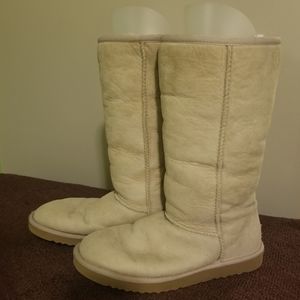 UGG original women's tall boot in SAND size 8